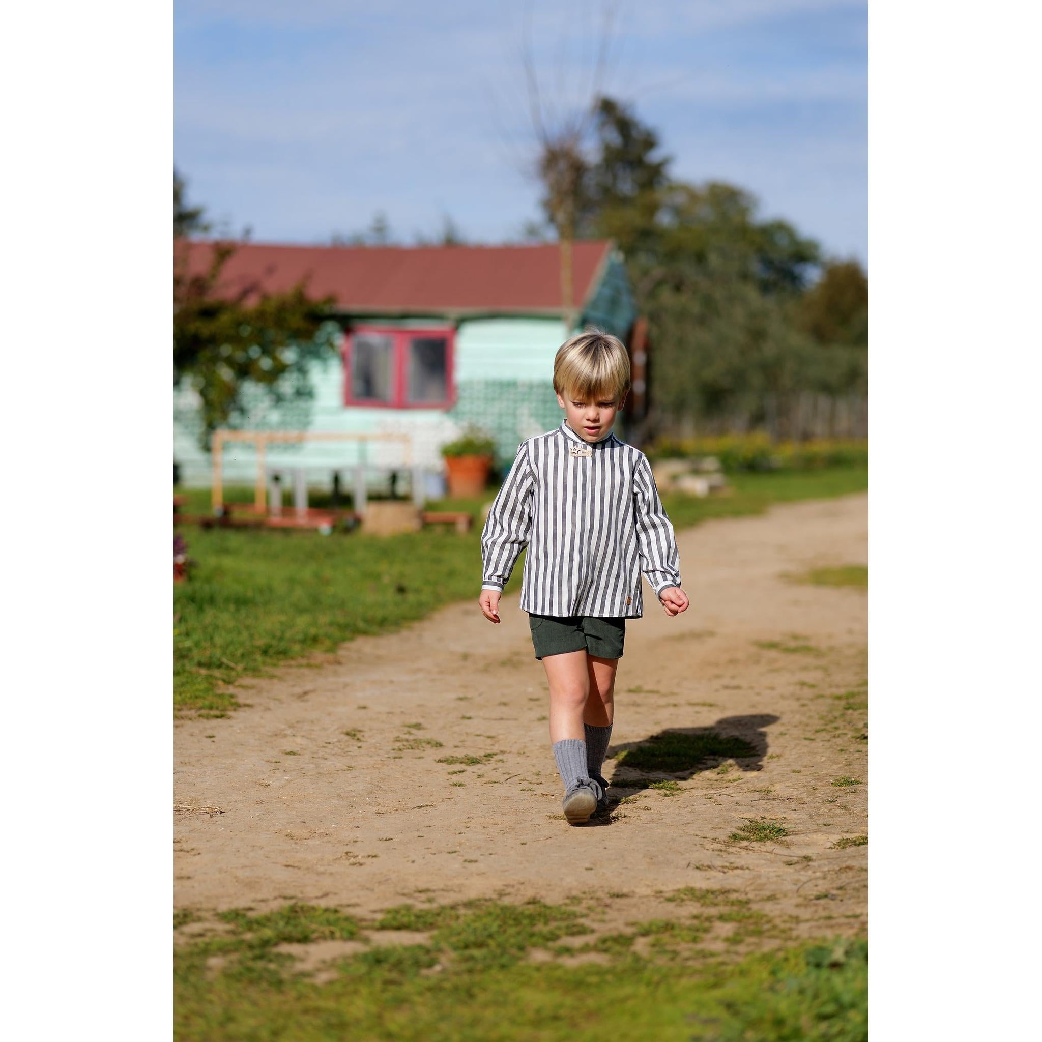 Camisa Rayas y Short Micropana