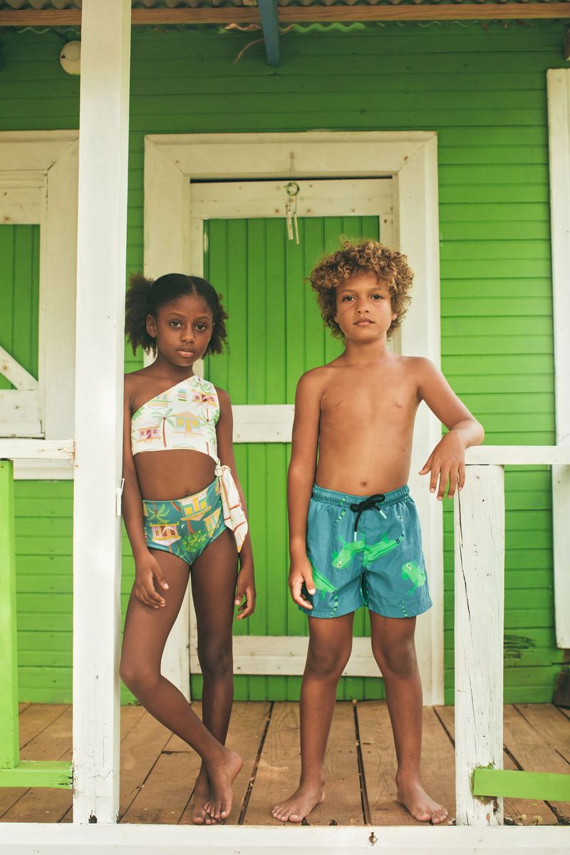 TRIKINI KNOT - CASITAS ISLEÑAS ARENA