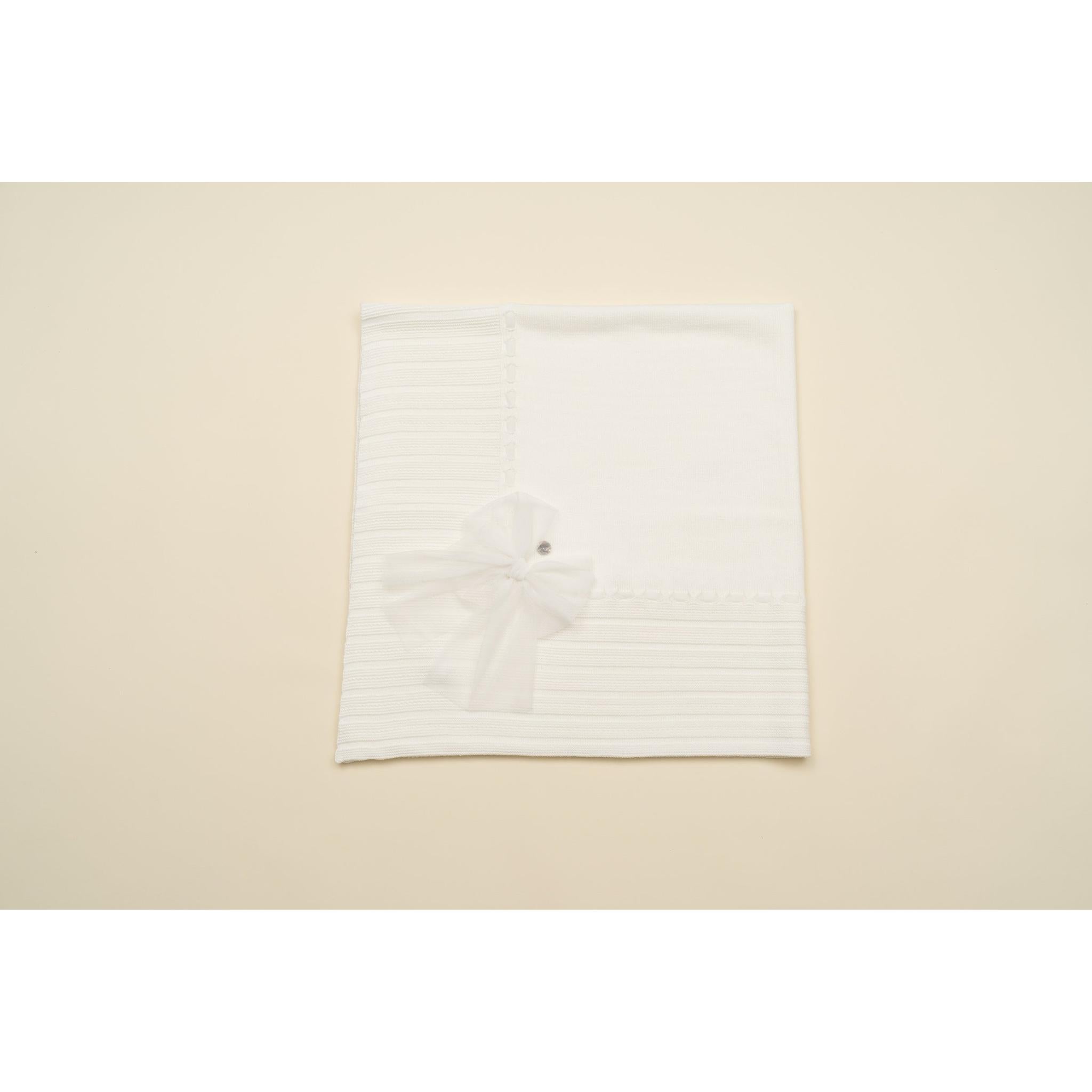 Tull Knitted Blanket